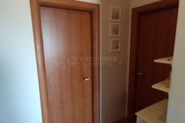 OPATIJA-IKA!!!APARTMAN NA LIJEPOJ MIRNOJ LOKACIJI!!!POGLED NA MORE!!!, Opatija - Okolica, Wohnung