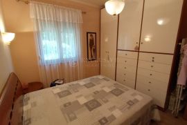 OPATIJA-IKA!!!APARTMAN NA LIJEPOJ MIRNOJ LOKACIJI!!!POGLED NA MORE!!!, Opatija - Okolica, Wohnung