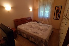 OPATIJA-IKA!!!APARTMAN NA LIJEPOJ MIRNOJ LOKACIJI!!!POGLED NA MORE!!!, Opatija - Okolica, Wohnung