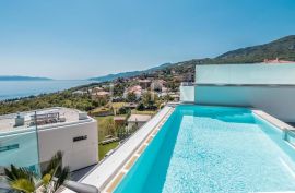 Opatija vila sa bazenom, Opatija - Okolica, Casa