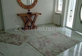 Ledine, dve kuće, 400m2, plac 6ari, Novi Beograd, Haus