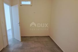 CRIKVENICA - 1S+DB s terasom i parkirnim mjestom, Crikvenica, Apartamento