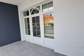 CRIKVENICA - 1S+DB s terasom i parkirnim mjestom, Crikvenica, Apartamento