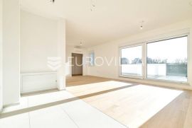 Zagreb, Radnička bussines zona, četverosoban penthouse 120m2 PRVO USELJENJE, Zagreb, Stan