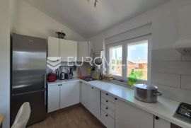 Istra, Pomer, trosoban stan s krovnom terasom, Medulin, Appartment