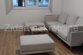 Lux 3.0 stan u srcu Karaburme, Palilula, Apartamento