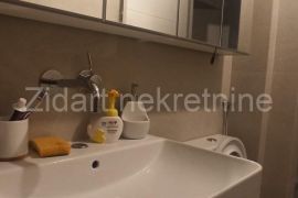 Lux 3.0 stan u srcu Karaburme, Palilula, Apartamento