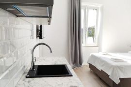 Renovirani studio apartman u centru grada, Pula, Istra, Pula, Wohnung