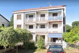 OTOK KRK, MALINSKA - apartman 20m2 s balkonom u neposrednoj blizini plaže, Malinska-Dubašnica, Appartement