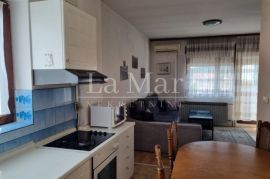 Bukovac-četverosoban stan+ parkirno mjesto, 79 m2, 2.kat, Zagreb, Kвартира