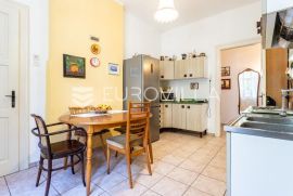 Split, Manuš, prekrasan komforan stan na jedinstvenoj lokaciji, Split, Appartement