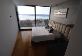 CRIKVENICA - Impresivna moderna vila s bazenom!, Crikvenica, Maison