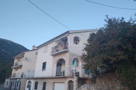 SENJ, BUNJICA - apartman blizu mora s garažom, Senj, Διαμέρισμα