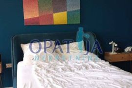 Opatija stan 3S+DB, 1.kat, 100 m2, 2.red od mora, Opatija, Kвартира