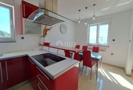 OPATIJA, IČIĆI - penthouse s panoramskim pogledom i okućnicom, Opatija - Okolica, شقة