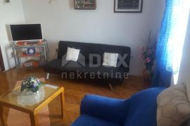 SENJ, SVETI JURAJ - Predivna apartmanska kuća prvi red od mora, Senj, Haus