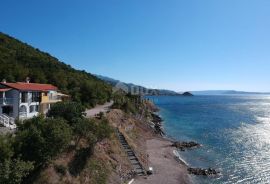 SENJ, SVETI JURAJ - Predivna apartmanska kuća prvi red od mora, Senj, Дом