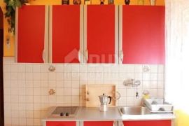 SENJ, SVETI JURAJ - Predivna apartmanska kuća prvi red od mora, Senj, Haus