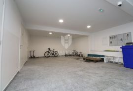 Crikvenica, stan s privatnim bazenom i pogledom na more, Crikvenica, Apartamento