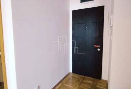 Komforan Trosoban stan 71m2 Istočno Sarajevo najam, Istočno Novo Sarajevo, Appartement