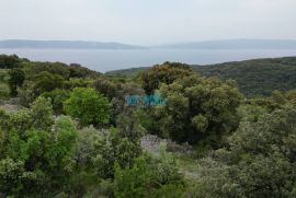 Otok Krk, poljoprivredni teren 1020m2, Krk, Terra