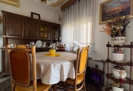 Kantrida, stan 72m2 s dodatnim apartmanom od 22m2, pogled na more, Rijeka, Διαμέρισμα