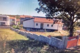 Građevinsko zemljište Prodaje se građevinsko zemljište, Poreč, 1000m2, Poreč, Земля