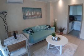 CRIKVENICA, JADRANOVO - luksuzan 1S+DB s natkrivenom terasom i parkirnim mjestom, Crikvenica, Appartment