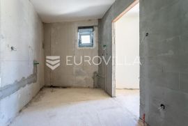 Split, Sirobuja, jednosoban stan u prizemlju NKP 53  m2, Split, Daire