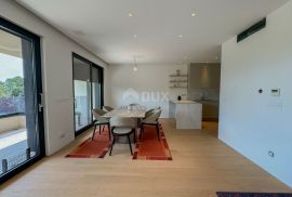 OPATIJA, IKA – luksuzno namješten stan 105m2 u novogradnji za dugoročni najam, Opatija - Okolica, Appartment