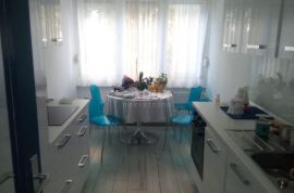 KOZALA, RIJEKA - prostran i svijetao 2-sobni (+DB) stan, Rijeka, Appartment