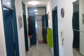 KOZALA, RIJEKA - prostran i svijetao 2-sobni (+DB) stan, Rijeka, Appartment