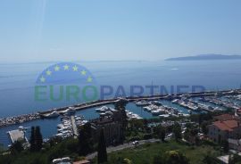 Trosoban stan s panoramskim  pogledom na more ,50m od plaže, Opatija okolica, Opatija, Kвартира