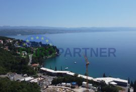 Trosoban stan s panoramskim  pogledom na more ,50m od plaže, Opatija okolica, Opatija, شقة