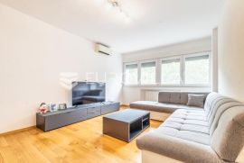 Zagreb, Srednjaci adaptiran dvosoban stan NKP 60 m2, Zagreb, Wohnung