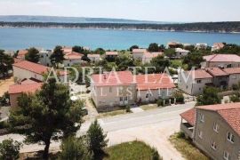 DVIJE APARTMANSKE KUĆE NA PRODAJU, OTOK RAB – BARBAT, Rab, Ev