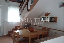 DVIJE APARTMANSKE KUĆE NA PRODAJU, OTOK RAB – BARBAT, Rab, Ev