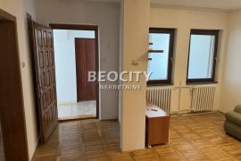 Novi Sad, Salajka, Šajkaška, 3.5, 111m2, Novi Sad - grad, Appartement