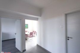 ISTRA,LABIN,STAN 51 M2 SA GARAŽOM U CENTRU GRADA, Labin, Appartement