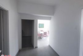 ISTRA,LABIN,STAN 51 M2 SA GARAŽOM U CENTRU GRADA, Labin, Appartement