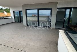 Drenova, penthouse 100m2 sa čarobnim pogledom, Rijeka, Wohnung