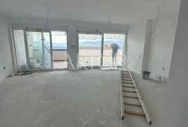 Drenova, penthouse 100m2 sa čarobnim pogledom, Rijeka, شقة