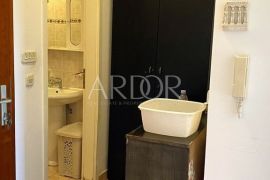 Crikvenica, dvosobni apartman drugi red do mora, Crikvenica, Kвартира