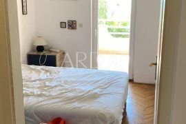 Crikvenica, dvosobni apartman drugi red do mora, Crikvenica, Kвартира