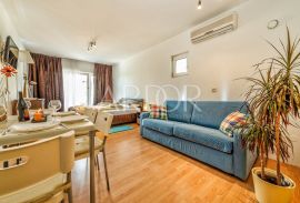 Rovinj, dva apartmana sa vrtom, Rovinj, Kвартира