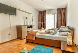 Rovinj, dva apartmana sa vrtom, Rovinj, Kвартира