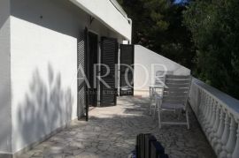 Otok Cres, Martinšćica, kuća za adaptaciju, Cres, Casa