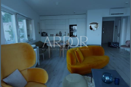 Pobri, penthouse sa garažom, Opatija - Okolica, Διαμέρισμα