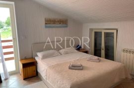 Rovinj, apartmanski hotel sa pogledom na more!, Rovinj, Коммерческая недвижимость