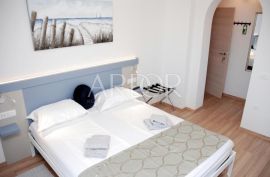 Rovinj, apartmanski hotel sa pogledom na more!, Rovinj, Коммерческая недвижимость